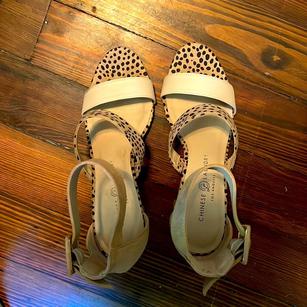 Heels - Picture 3 of 3